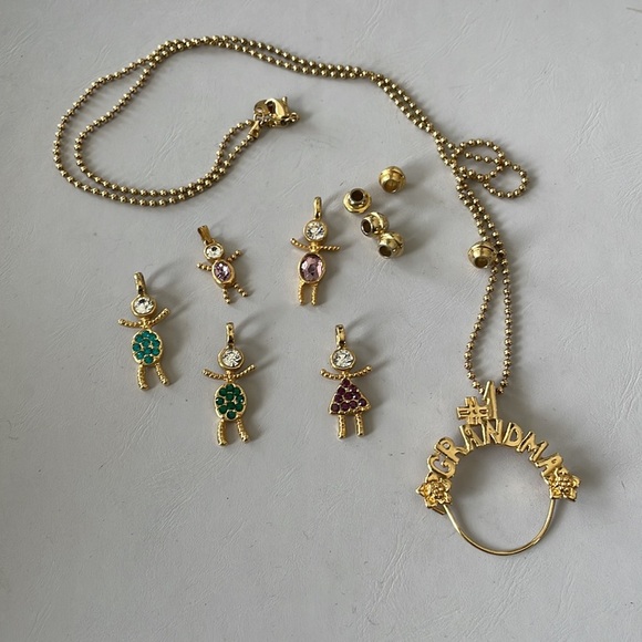 Vintage Necklace - Picture 6 of 6